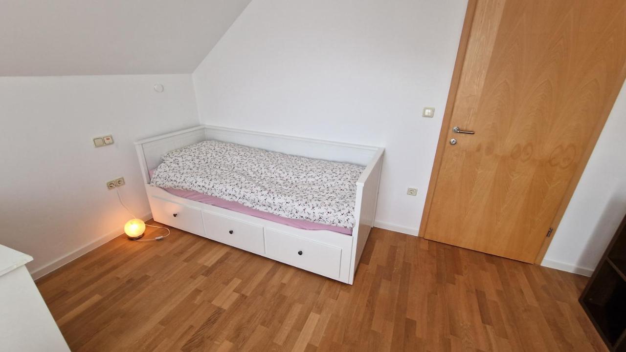 Kurescek Daire Ig Dış mekan fotoğraf