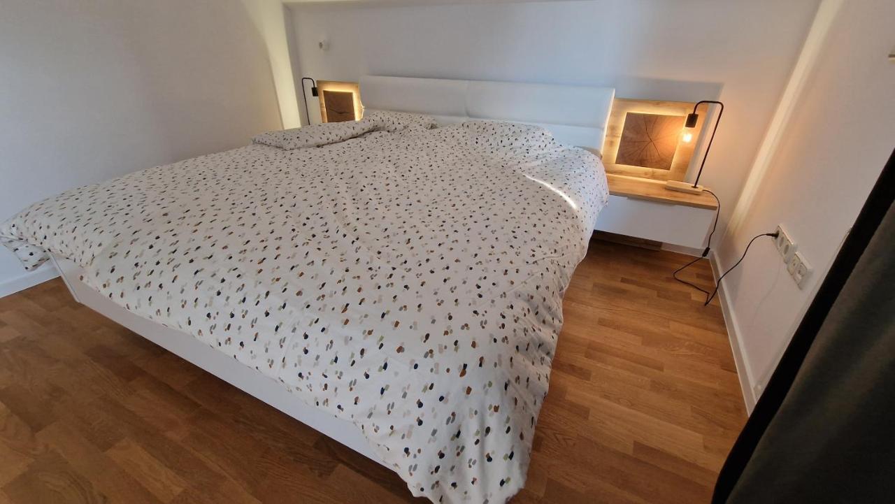 Kurescek Daire Ig Dış mekan fotoğraf